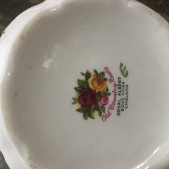 OLD COUNTRY ROSES - Picture 10 of 10